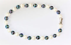 Black and White Mother of Pearl Magnetic Necklace