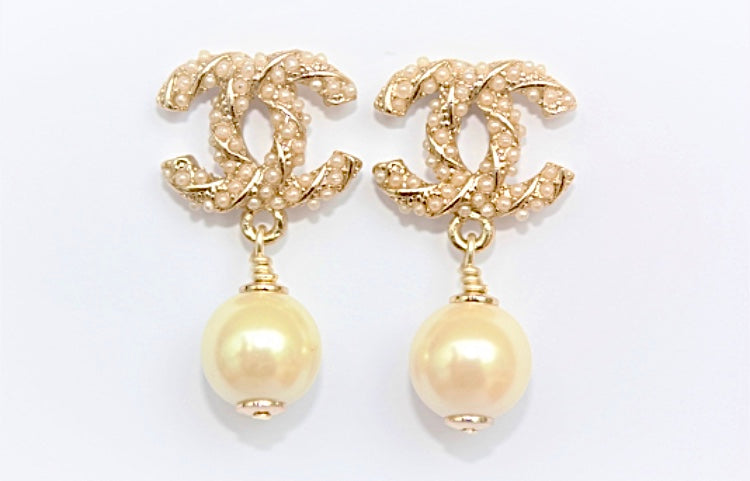 Chanel-Style Pearl Drop Earrings – Sparkles & Pearls for Girls