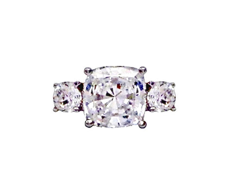 “Meghan” Diamond Ring